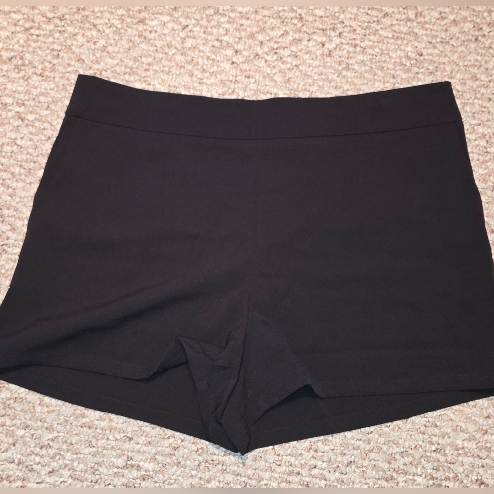 NWT Elvie & Co Black Women's High Waisted Shorts Women's Size 1XL